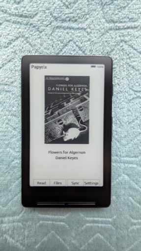 Papyrix running on the Xteink